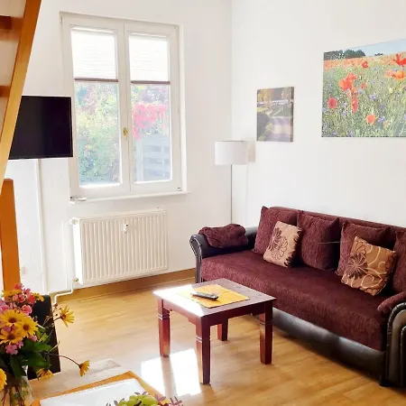 Schwalbennest 10 *